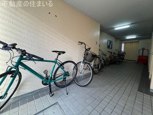 デベックス澄川47の玄関