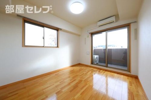 アーデン上社504の内装