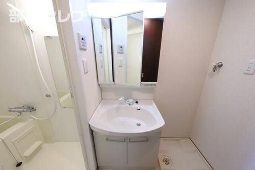 アーデン上社504の内装