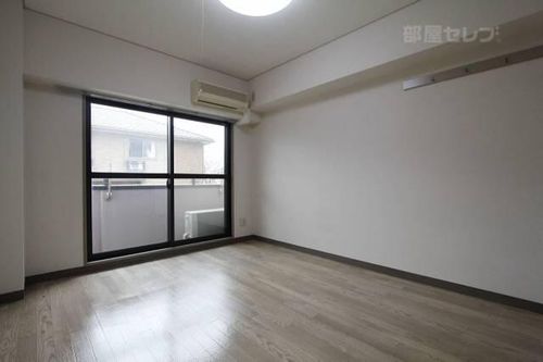 サン・ウエダビルⅠの内装