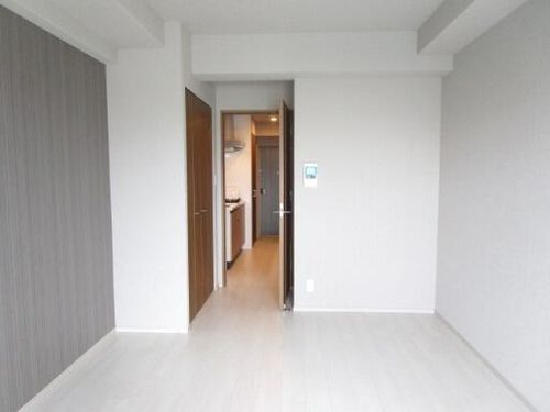 スプランディッド新大阪EASTの内装