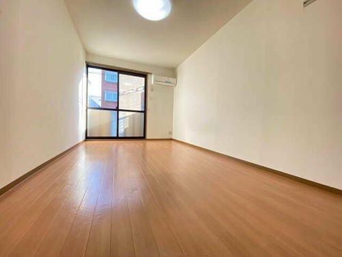 シェルブランアイコウの居間