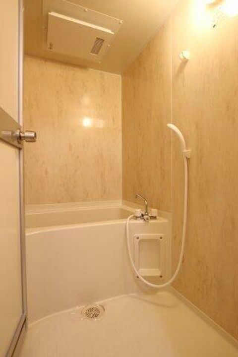 ラ・フォンテの風呂