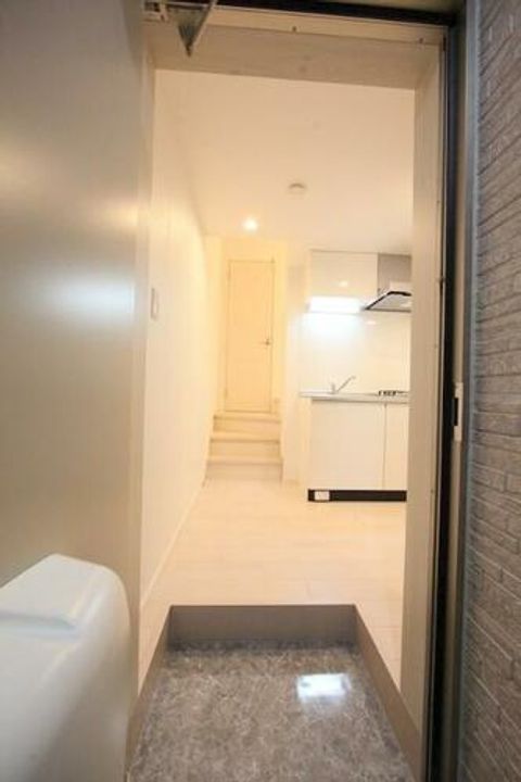 ハーモニーテラス松園の玄関