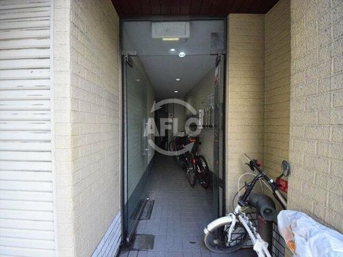 シュライン玉造の玄関