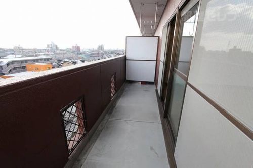 ムーンパーク服部202の内装