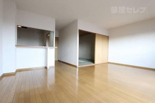 ムーンパーク服部202の内装