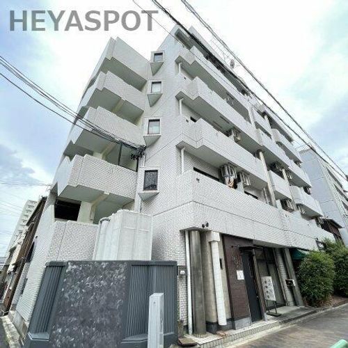 ST PLAZA KANAYAMAの外観