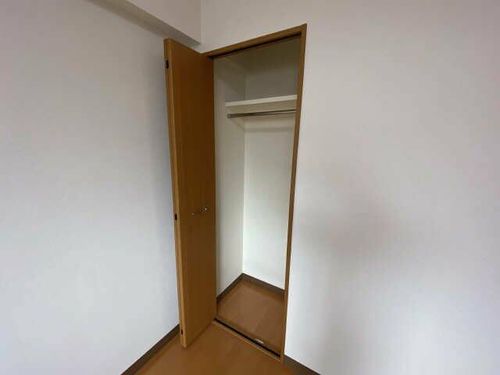 ラピスラズリTNの内装