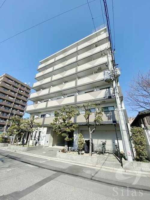 シュプレーム堺の外観
