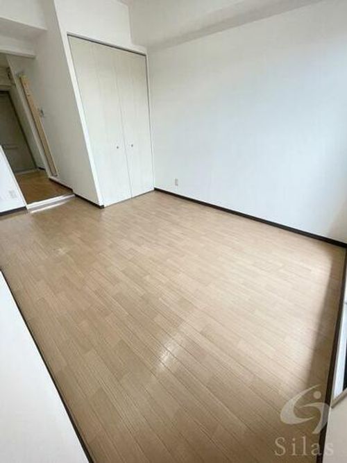 シュプレーム堺の内装