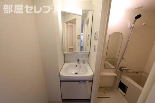 プレサンス名古屋駅ゲートの内装