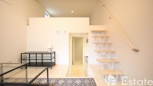 愛知県名古屋市守山区新守西(アパート)の賃貸物件の居間