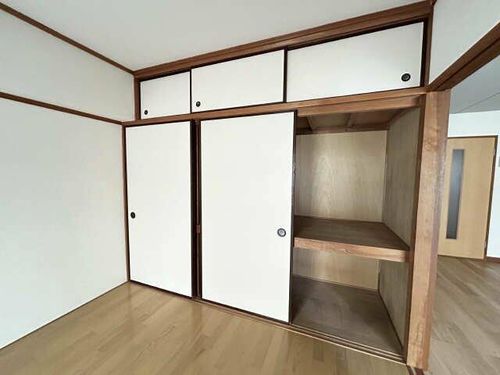 サンハイツ極楽の内装