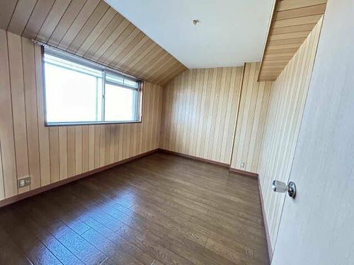 サンハイツ極楽の居間