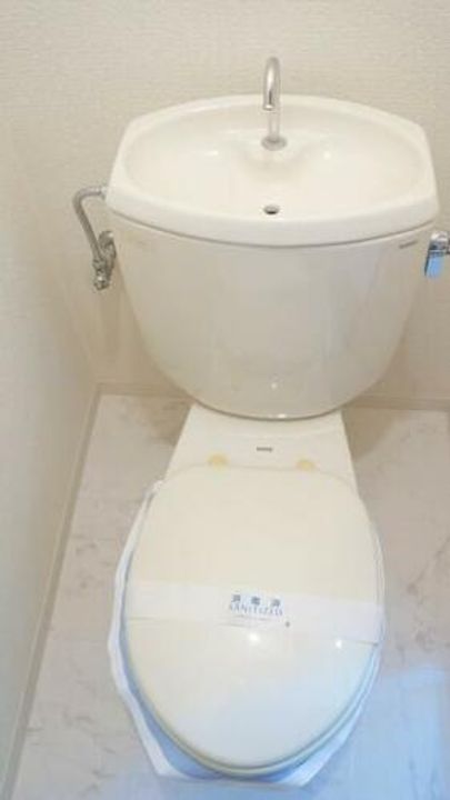 タウニィ高松B棟101の内装