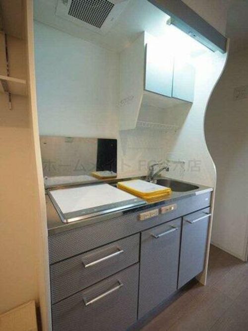 SERENiTE北浜のキッチン