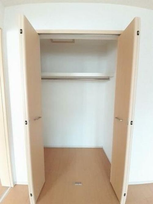 ノイハウスA(オール電化)201の内装