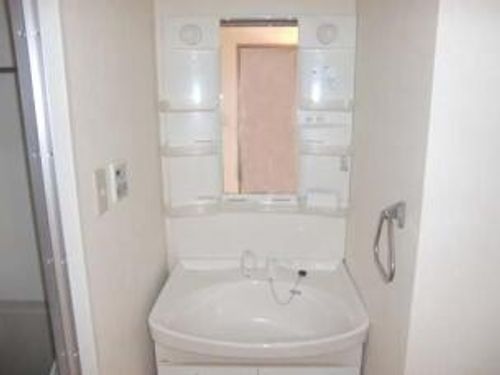 スカイビュー宝泉305の内装