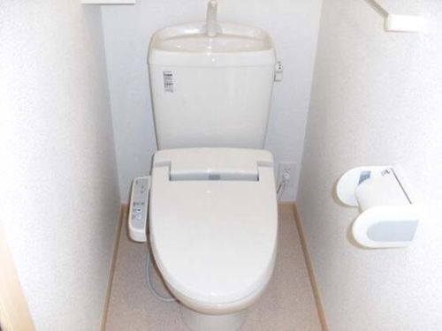 マスエモン1番館205の内装