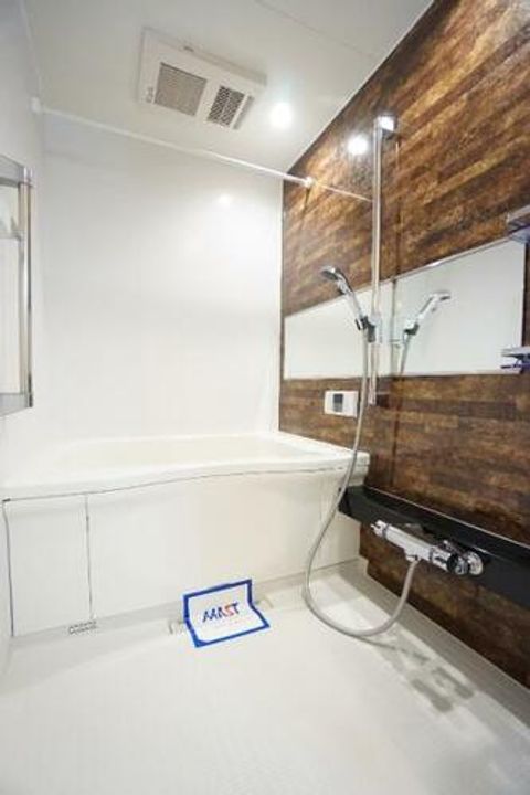 シャーメゾン東岸和田201の風呂