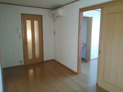 みやびA棟202の居間