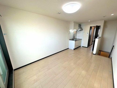 スリーハーブズ天美西の居間