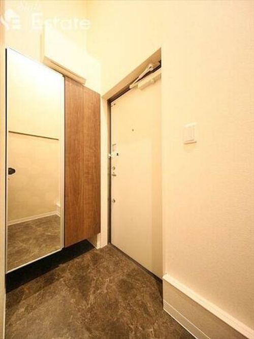 ACCOMMO岩塚の玄関