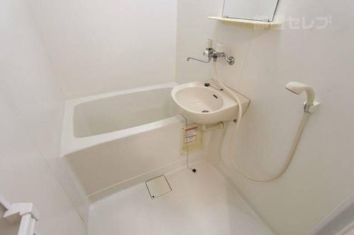 フレア202の風呂