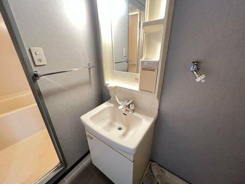 サンヒルズ光明池の内装