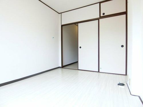 コスモハイツエコーの居間