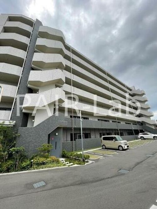 アルファステイツ姫路城西の外観