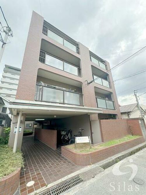 丸正ハイツの外観