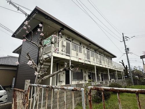 上牧ハイツ202の玄関