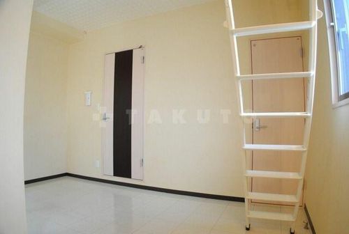 アルティスタ西院の内装