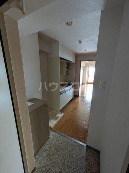 マインズ・コム四条大宮の玄関