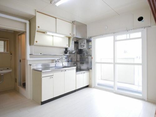 北海道札幌市手稲区富丘一条4丁目(マンション)の賃貸物件のキッチン