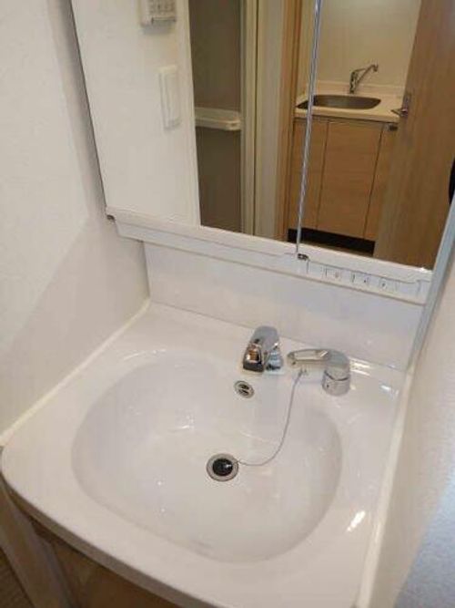 プレサンス栄ライズの内装