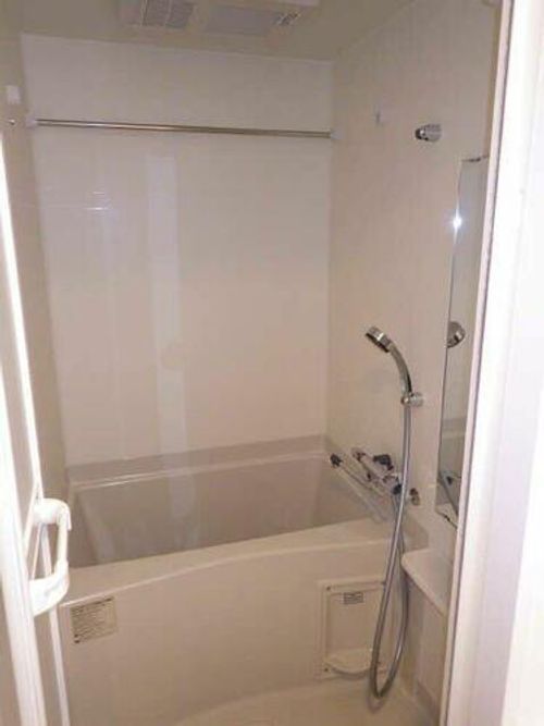 プレサンス栄ライズの風呂