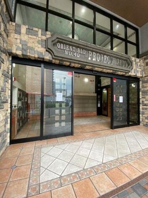 No.40PROJECT2100博多駅前の玄関