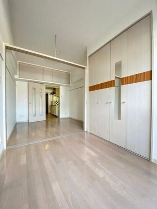 No.40PROJECT2100博多駅前の居間
