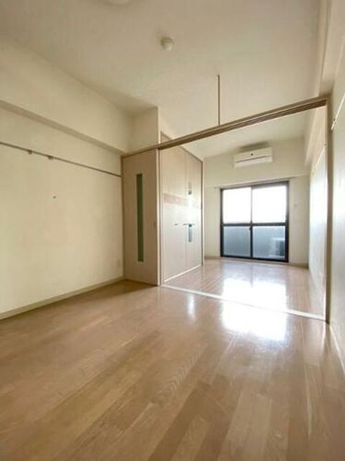 No.40PROJECT2100博多駅前の内装
