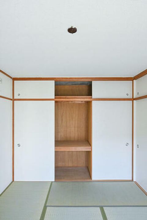 URもりつね0090203の内装