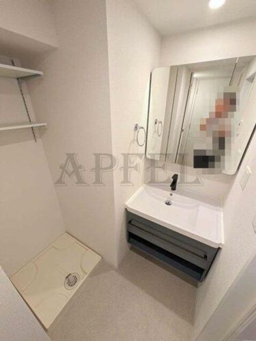 セレニテ本町東リアンの内装