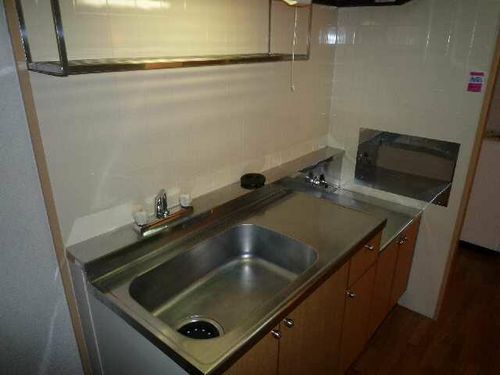 リヴェール浅野110のキッチン