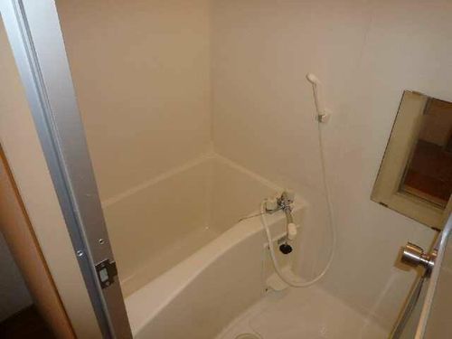 リヴェール浅野110の風呂