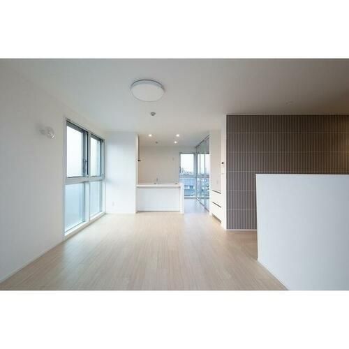 楠ヴィレッジ1-Cの居間