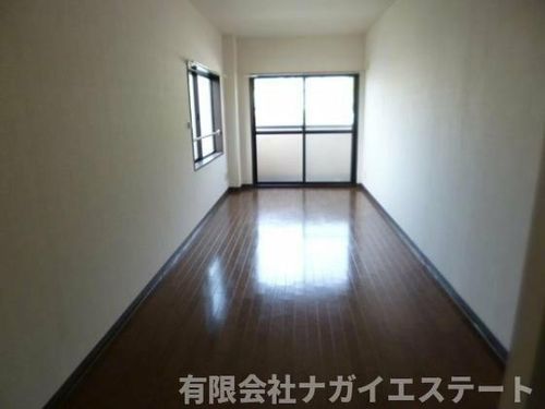 東邦パレス社301の居間