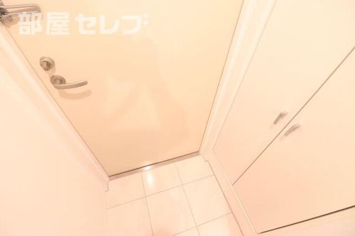 Branche千代田の玄関