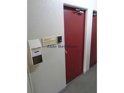 ライズワン河内長野レジデンス7317の玄関